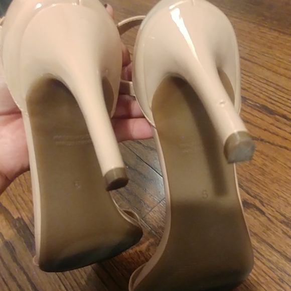 Nude Strappy Dress Sandals SZ9 - Picture 5 of 6